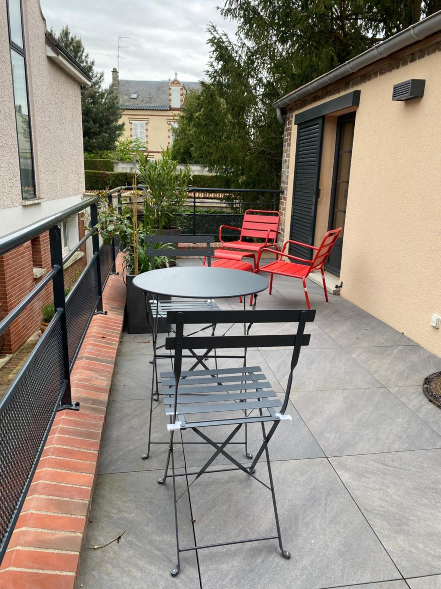 L'Atelier 14 - Centre Ville - Appartement Entier- Neuf Chartres Exterior photo